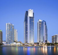Circle On Cavill Ocean Views In The Heart of Paradise - Accommodation Sydney