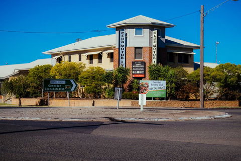 Club Motor Inn - Sydney 4u 3