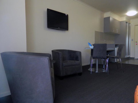 CluBarham Motel - Sydney Resort 1