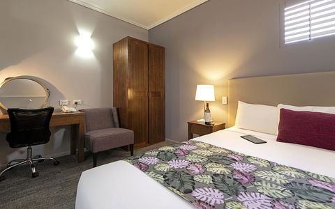 Coachmans Inn Warwick - Sydney 4u 3