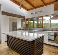 Coast Sorrento Holiday House - Sydney 4u