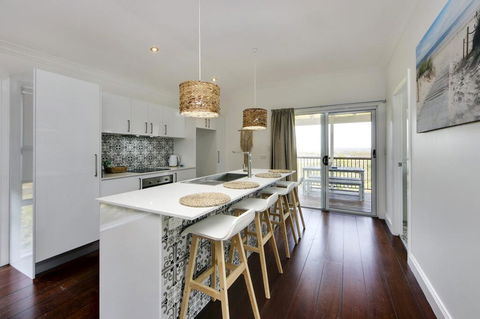 Coastal Hideaway - Accommodation Sydney 1