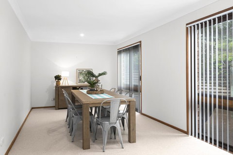 Coastal Hideaway - Sydney Resort 3