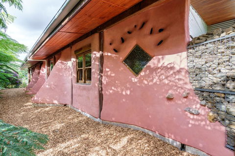 Cobhearthome - Accommodation Sydney 0