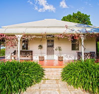 Cockfighters Ghost Vineyard Accommodation - Sydney Resort