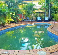 Coconut Grove Holiday Apartments - Sydney 4u