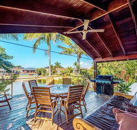 Coconut Grove Holiday House - Accommodation Sydney
