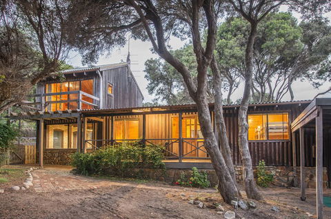 Coleys Beach House Yallingup - Sydney 4u 1