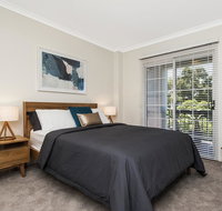 Colin Street Apartment - Accommodation Sydney