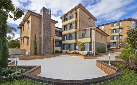 Comfort Inn & Suites Burwood - Accommodation Sydney 0