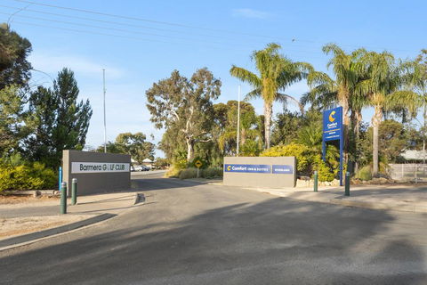 Comfort Inn & Suites Riverland - Sydney 4u 1