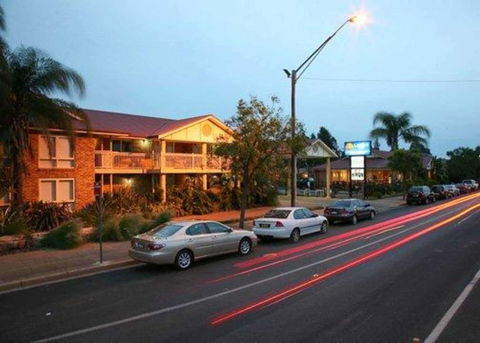 Comfort Inn Blue Lagoon - Accommodation Sydney 0