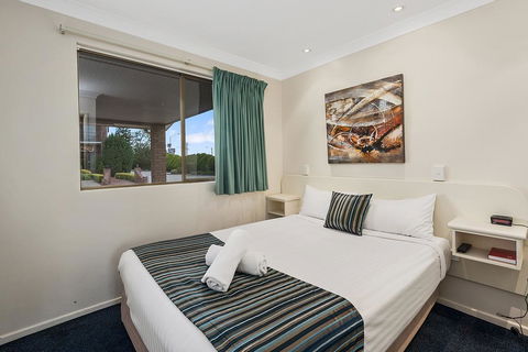 Comfort Inn Glenfield - Sydney 4u 3