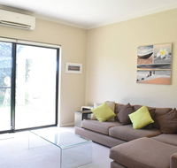Comfortable 2 Bedroom Unit With Garden - Accommodation Sydney