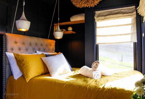 Compass Hut - Sydney Resort 1