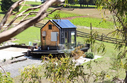 Compass Hut - Sydney Resort 0