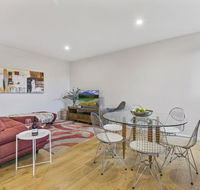 Convenient and quiet in sophisticated Malvern - Accommodation Sydney