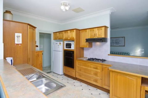 Cook St 4 - Salamander Bay - Sydney 4u 3