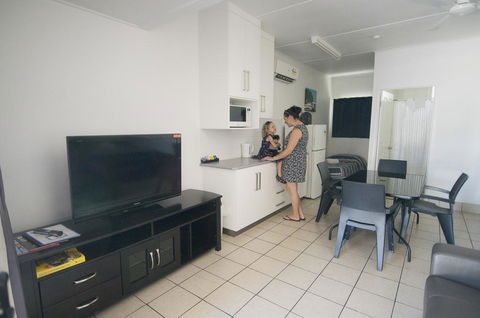 Cool Palms Motel - Sydney 4u 1