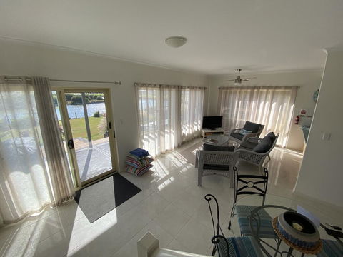 Coorong Getaways - Sydney 4u 3