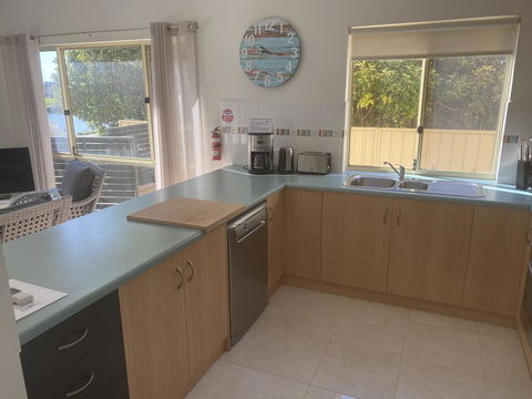 Coorong Getaways - Sydney 4u 2
