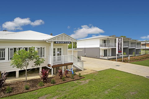 Cooroy Luxury Motel Apartments - Sydney 4u 1