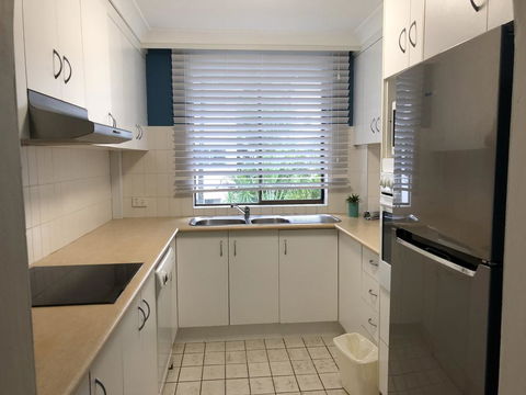 Copacabana Apartments - Accommodation Sydney 1
