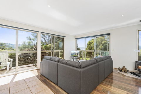 Coral Reef - Accommodation Sydney 2