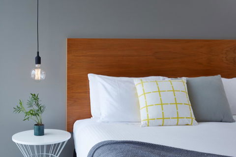 Cosmopolitan Hotel Melbourne - Accommodation Sydney 0