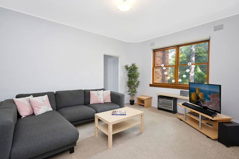 Cosy 2BR Plus Parking In Nth Sydney - Sydney 4u 0