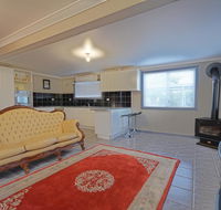 Cottage in the Country - Sydney 4u
