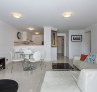 Cottesloe Cove Beach Apartment - Sydney 4u