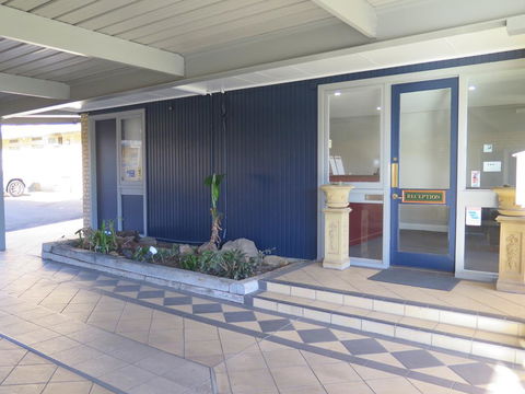 Country Comfort Armidale - Sydney 4u 2