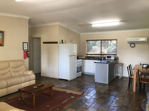Country Cottages Of Bridgetown - Sydney 4u 2