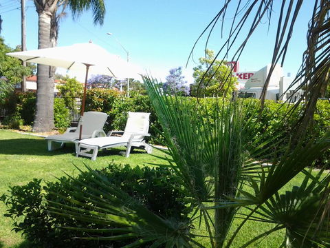 Country Leisure Motor Inn - Sydney 4u 2