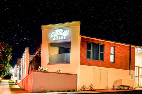 Cowra Services Club Motel - Sydney 4u 1