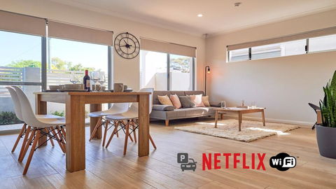 Cozy & Central Apt At Garden City - Free WiFi - Sydney 4u 0