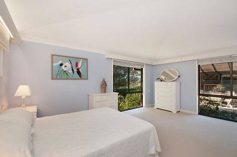 Craigdarroch Courtyard Cottage, 22 Bartle Road - Sydney 4u 1