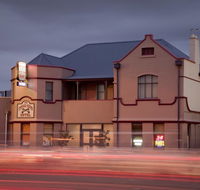 Cross Keys Hotel - Sydney 4u