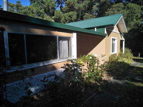 Crystal Springs Holiday Accommodation - Sydney 4u 1