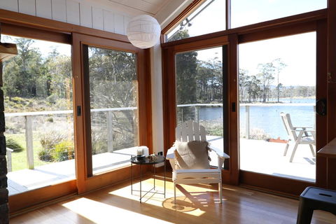 Currawong Lakes Tasmania - Sydney 4u 3