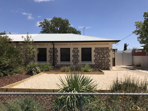 Cute And Cosy II - Events, Workers, Getaways. - Accommodation Sydney 0