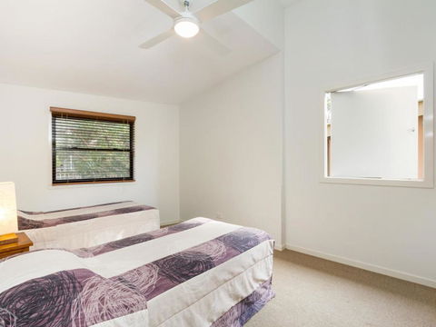 Cylinder Cove Unit 5 - Sydney 4u 1