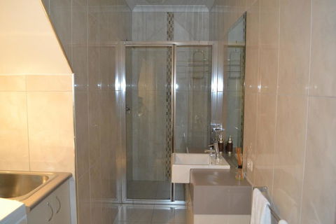 Cypress Drive Town House - Sydney 4u 2