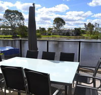 Cypress Drive Town House - Sydney 4u