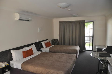 Dalby Fairway Motor Inn - Sydney 4u 2