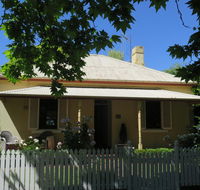 Dalton Cottage - Sydney 4u