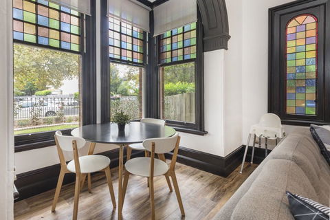 Dalziel Lodge - Accommodation Sydney 2