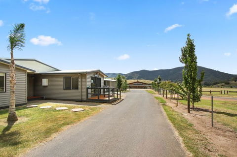 Dargo River Inn - Sydney 4u 1