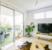 Darwin City ChicKube Apartments - Sydney 4u